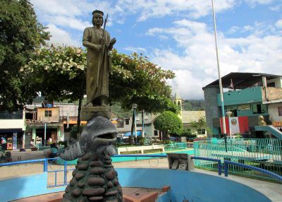 The main plaza in Santa Ana.