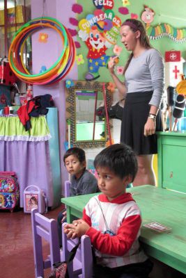 Claire in the classroom at Los Jazmines.