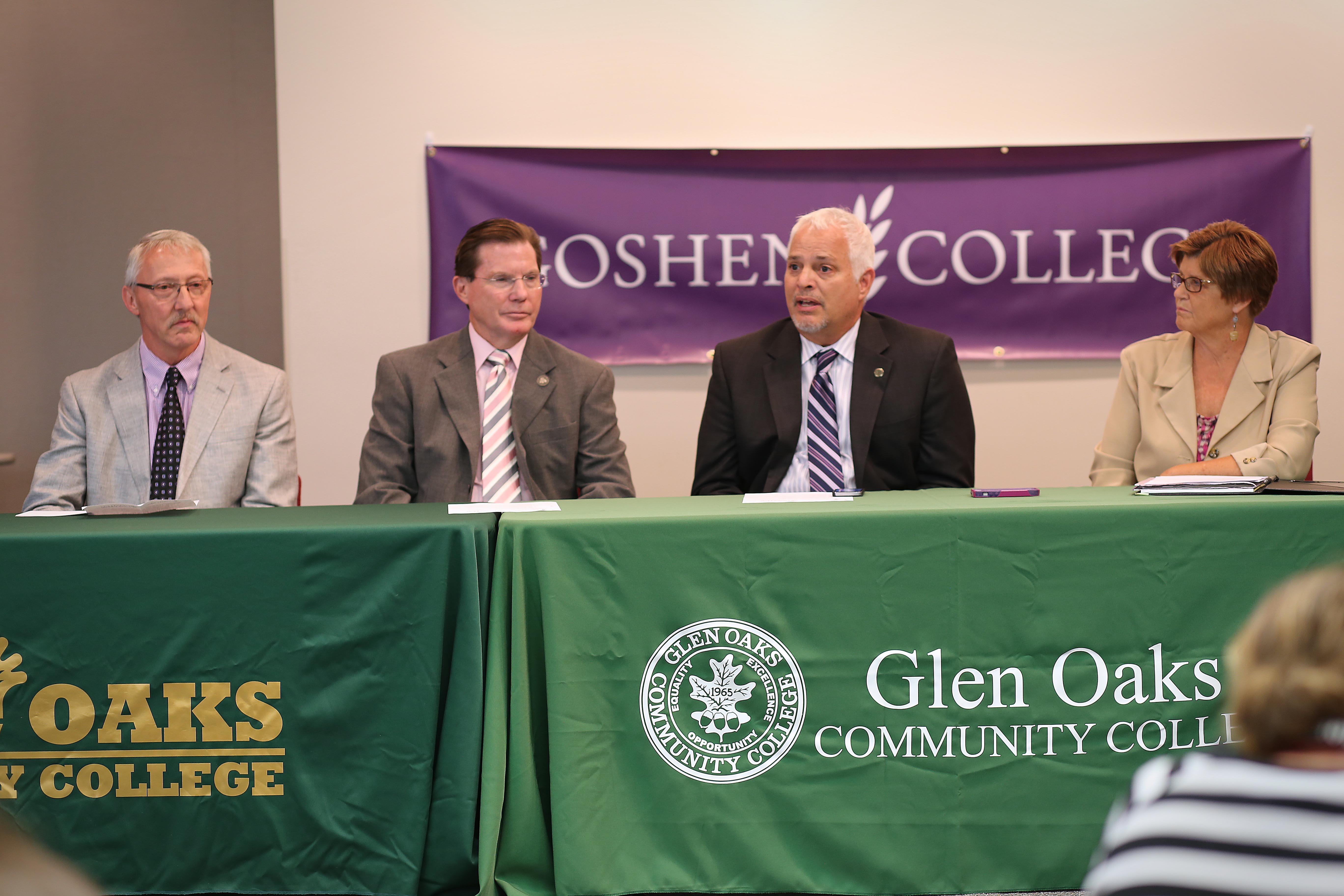 Men's Baseball Team - Glen Oaks Community College