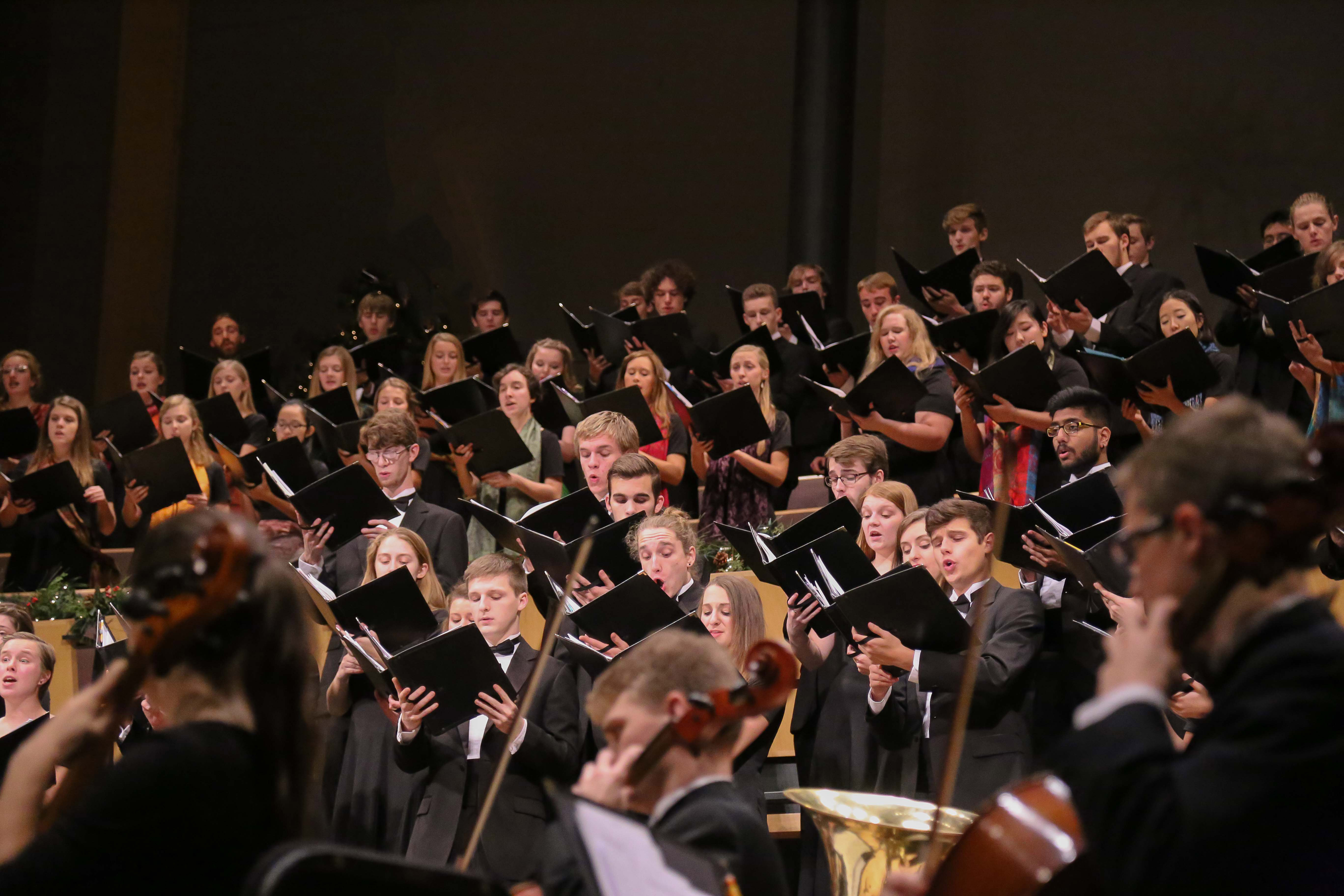 16_FestivalofCarols_08edit_bys | News & Events